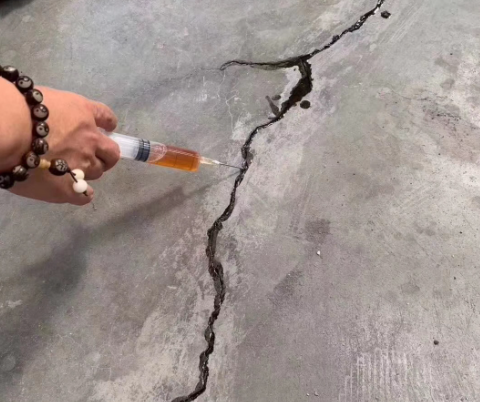 南宁混凝土裂缝修补技术详解​